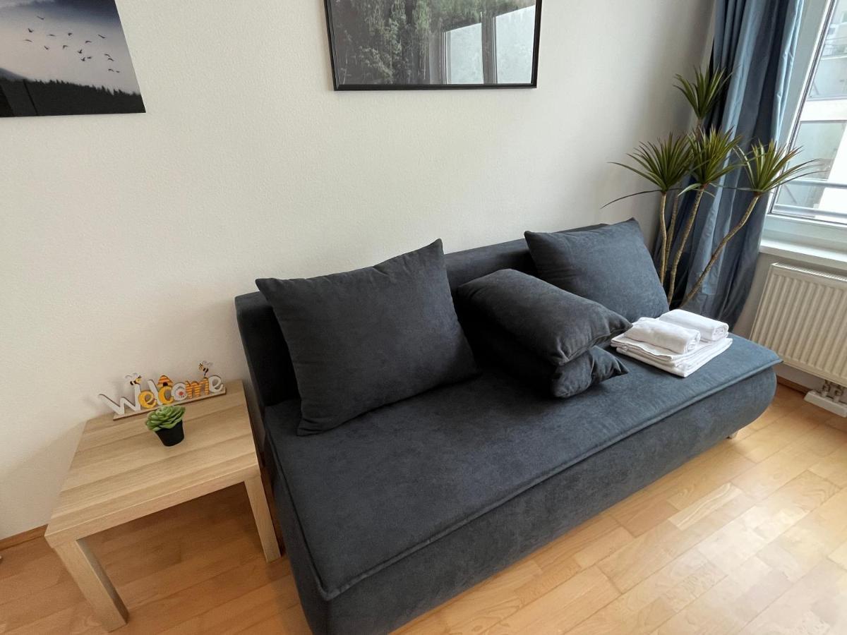 Cool Schoenbrunn Apt 2Br Vienna Exterior photo