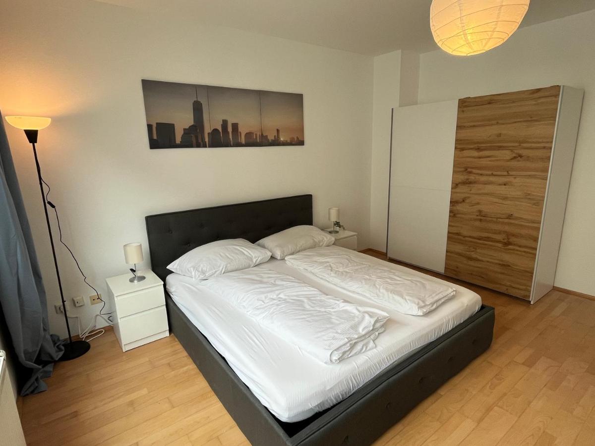 Cool Schoenbrunn Apt 2Br Vienna Exterior photo