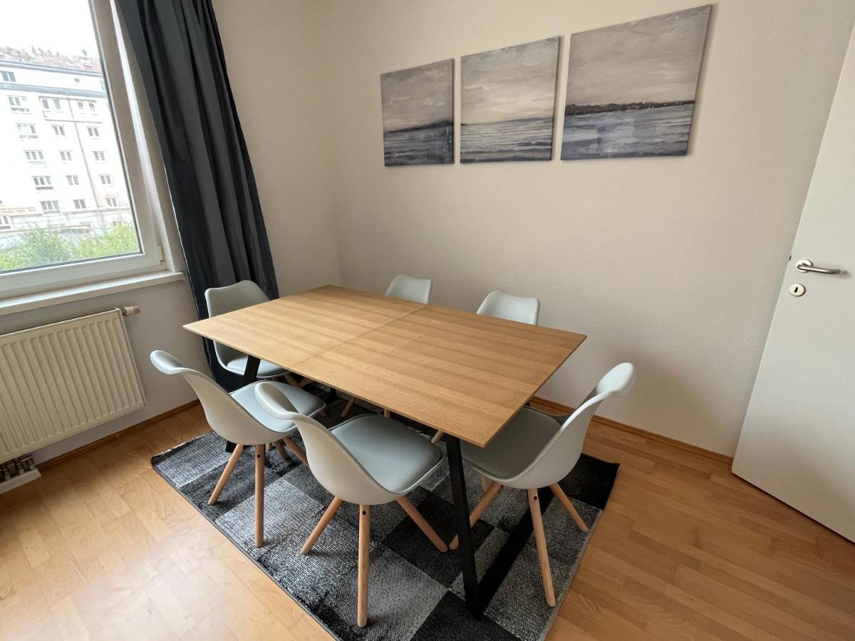 Cool Schoenbrunn Apt 2Br Vienna Exterior photo