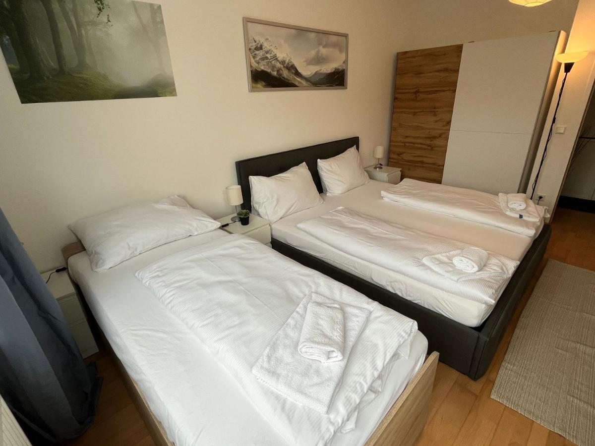 Cool Schoenbrunn Apt 2Br Vienna Exterior photo